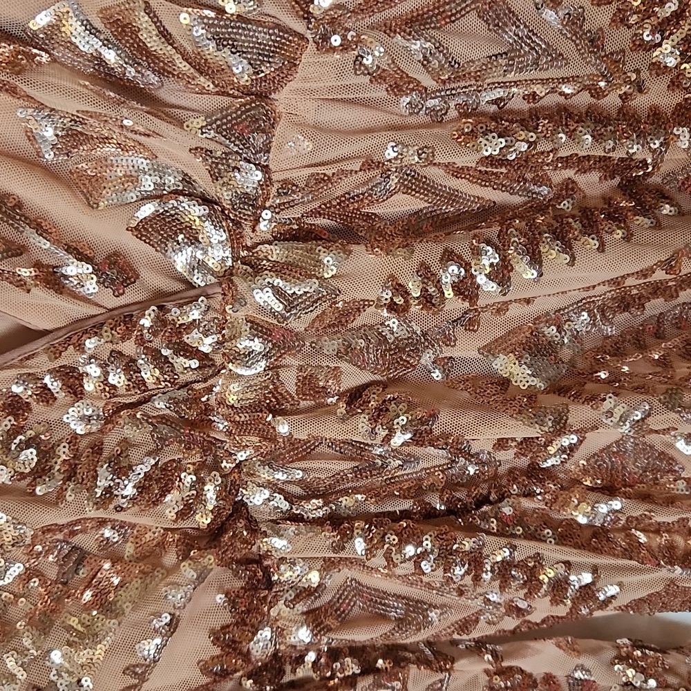 Dress - Picture 3 of 4